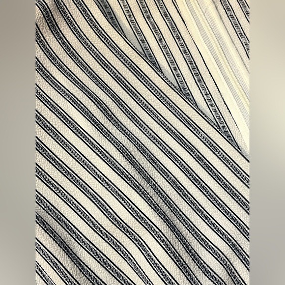 Elodie Striped Sleeveless Romper Jumpsuit Size Small - Picture 5 of 16